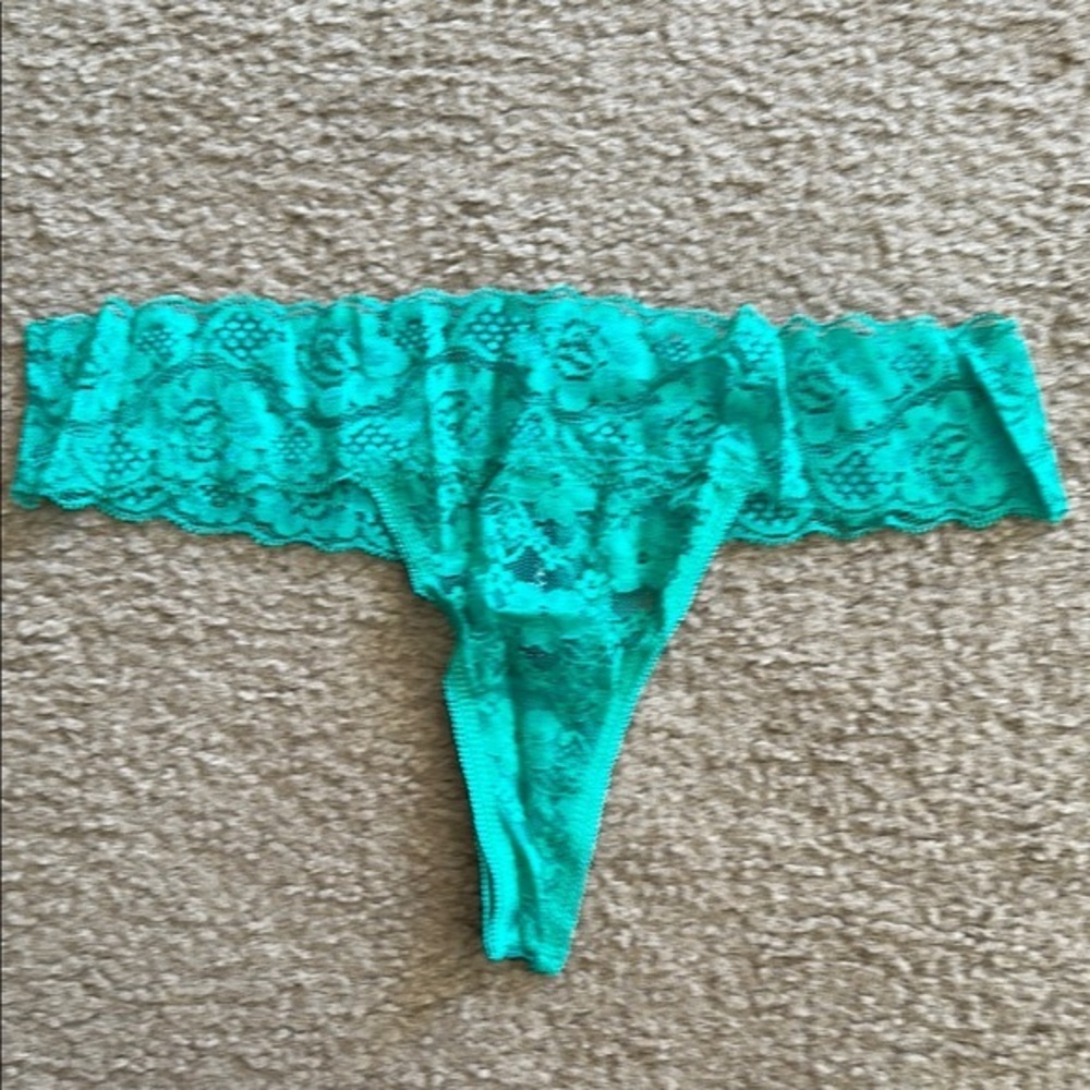 NWT Yandy Lace Thong in Green 🌙